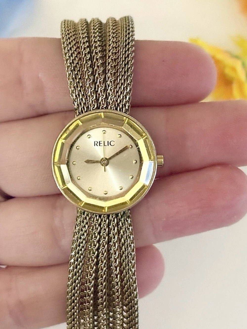 Ladies Relic Faceted Crystal Watch Gold Multi-Strand Layered Mesh Chain WORKS!!
